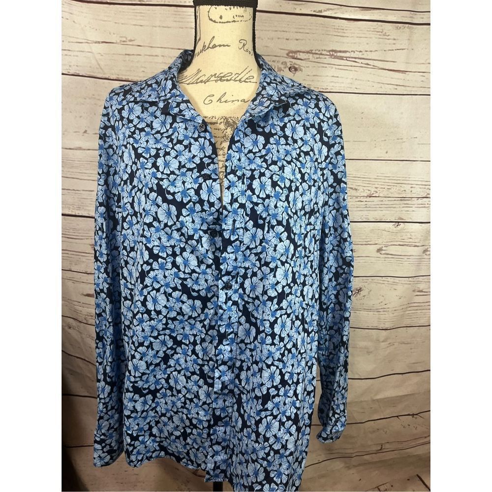 Club Room size large blue button down with blue flowers - 2316